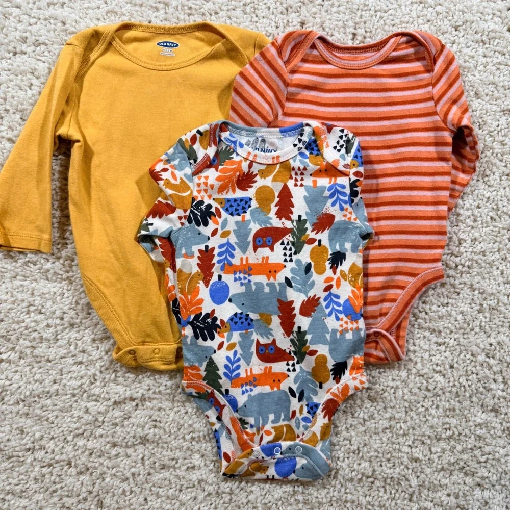 Old Navy Baby Bodysuit Bundle 6-12 M Striped Woodland Animal